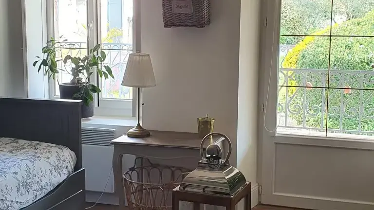 b5c3c24f-8cfb-4ee7-9693-dbaa87e46aaa