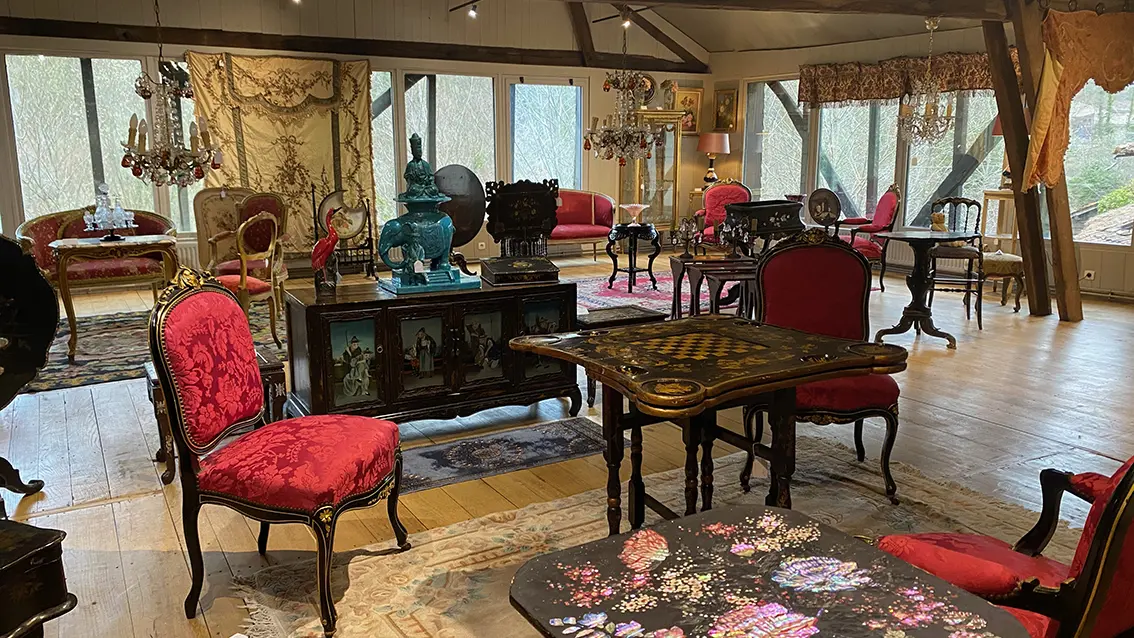Le Chat Rouge - Antiquaire