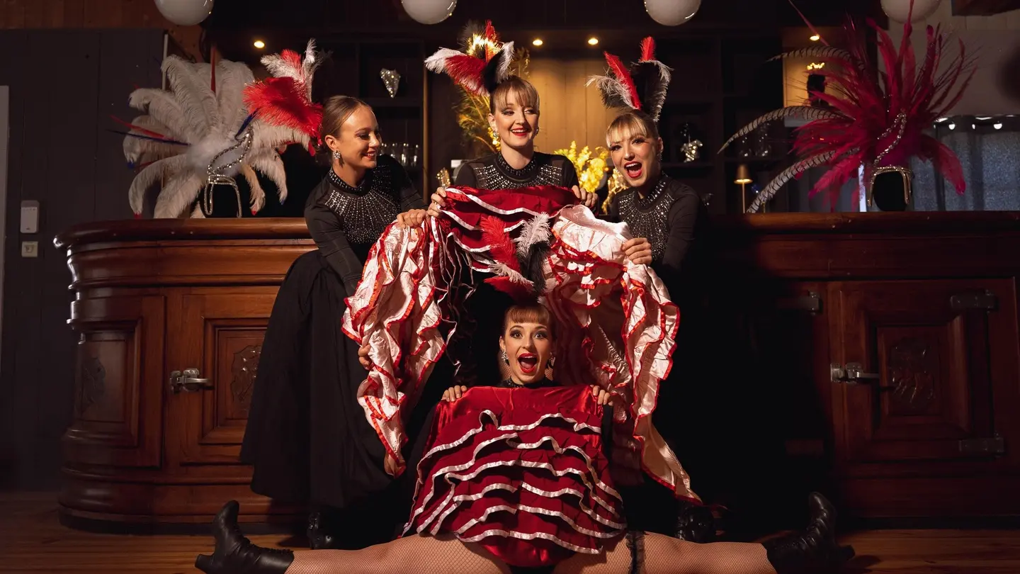 Cabaret Navy Blue - Lescar - french cancan 1