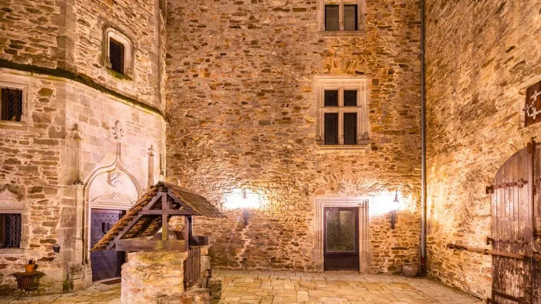 chateau-de-montbrun-dournazac