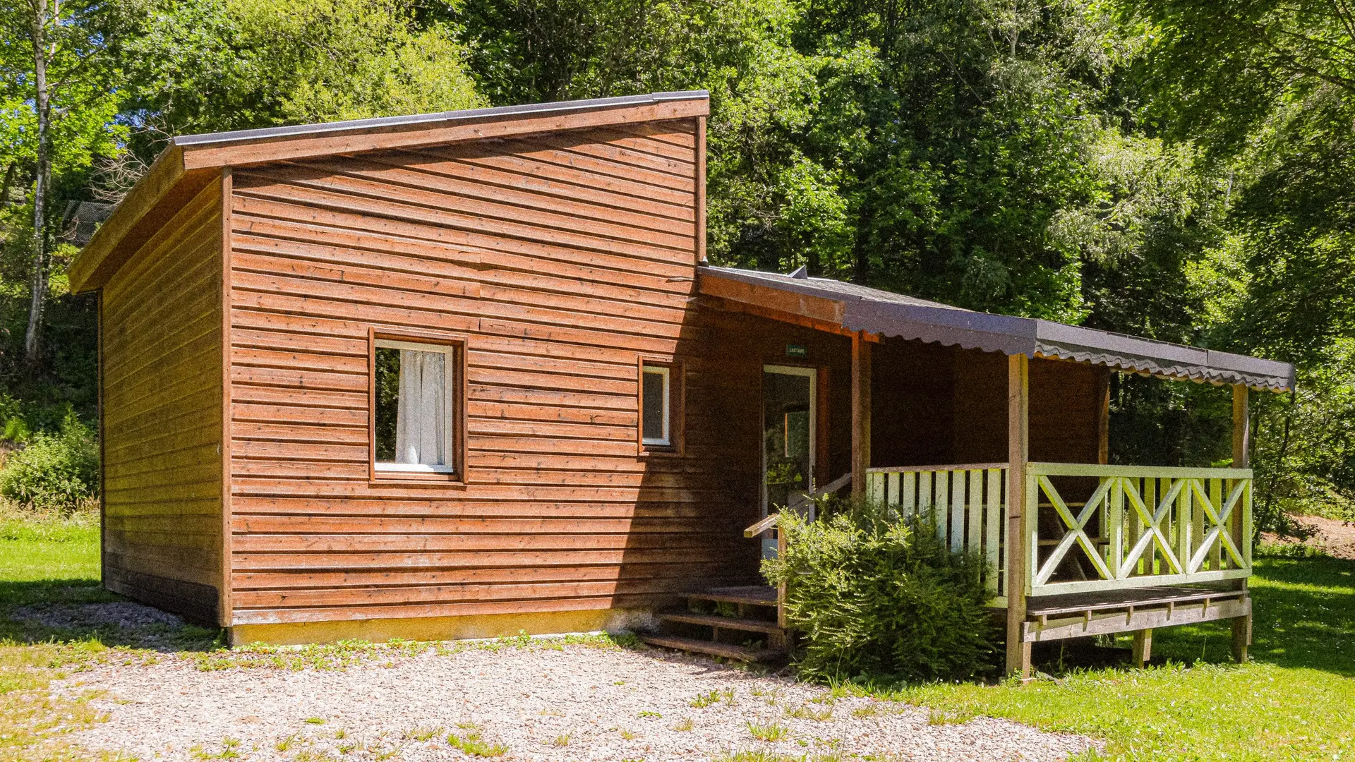 chalet-champignon1-www.auboisdecalais.com_-scaled