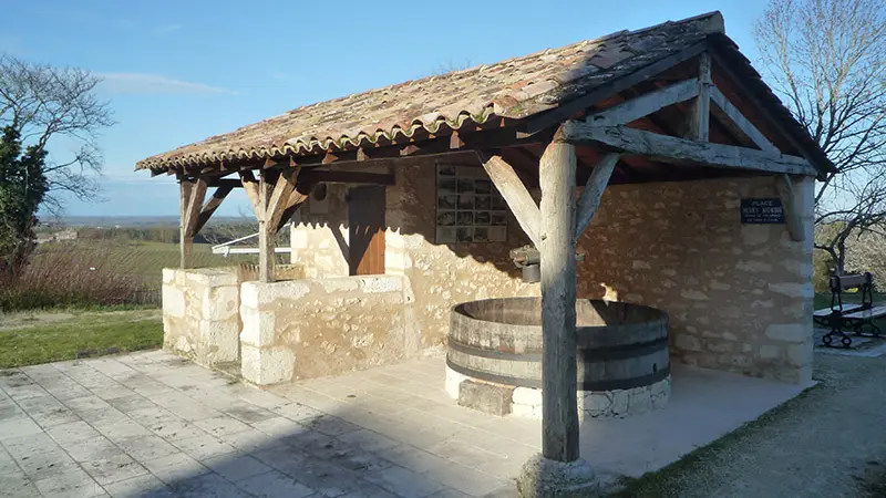colombier_village
