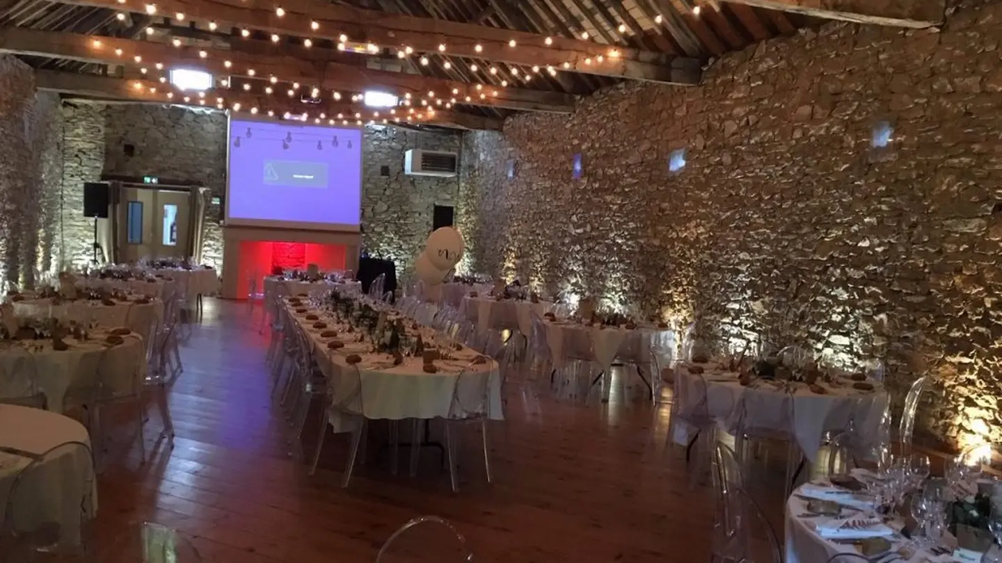 Domaine-de-Lucain - Gan - salle 2