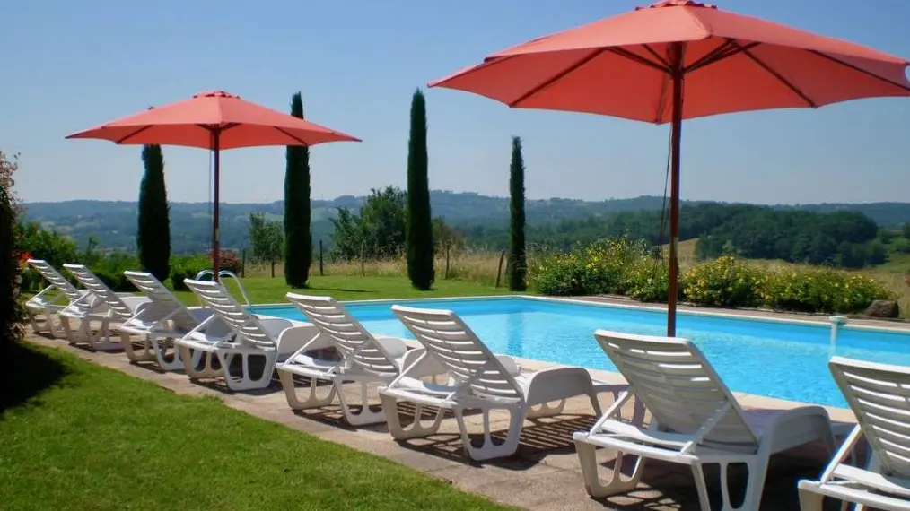 domaine de leyvinie ext piscine