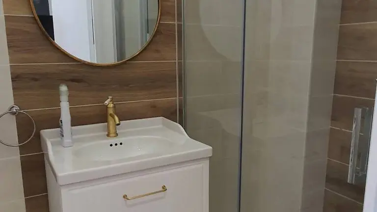 f375a988-017b-45ab-8c9f-1fede2fbeec4