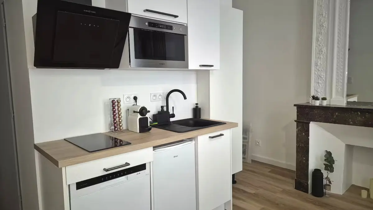 fdc87fd1-5f90-42cf-9fd4-a6b6a497a6ed