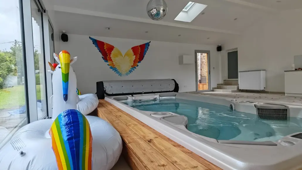 Spa de nage - Gîte insolite Saint-Junien