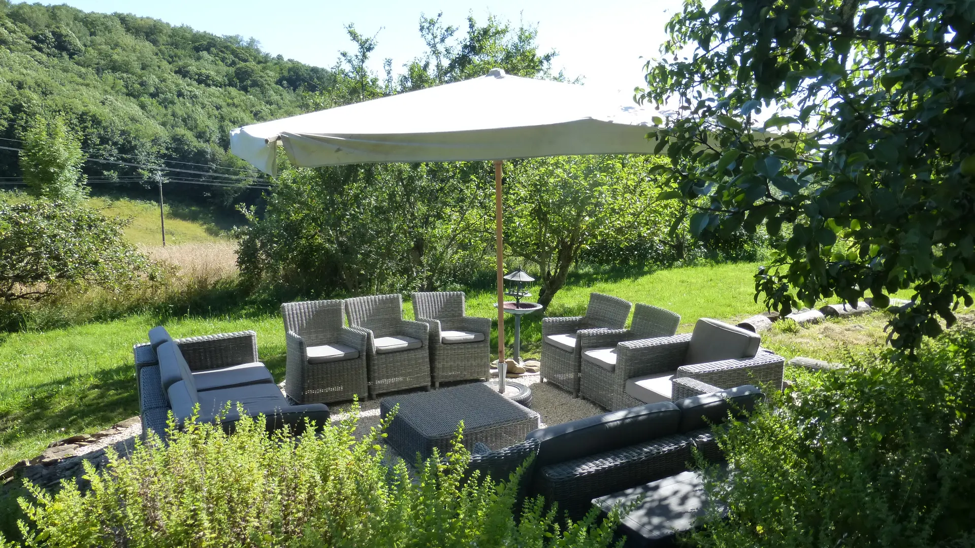 gd gite salon de jardin