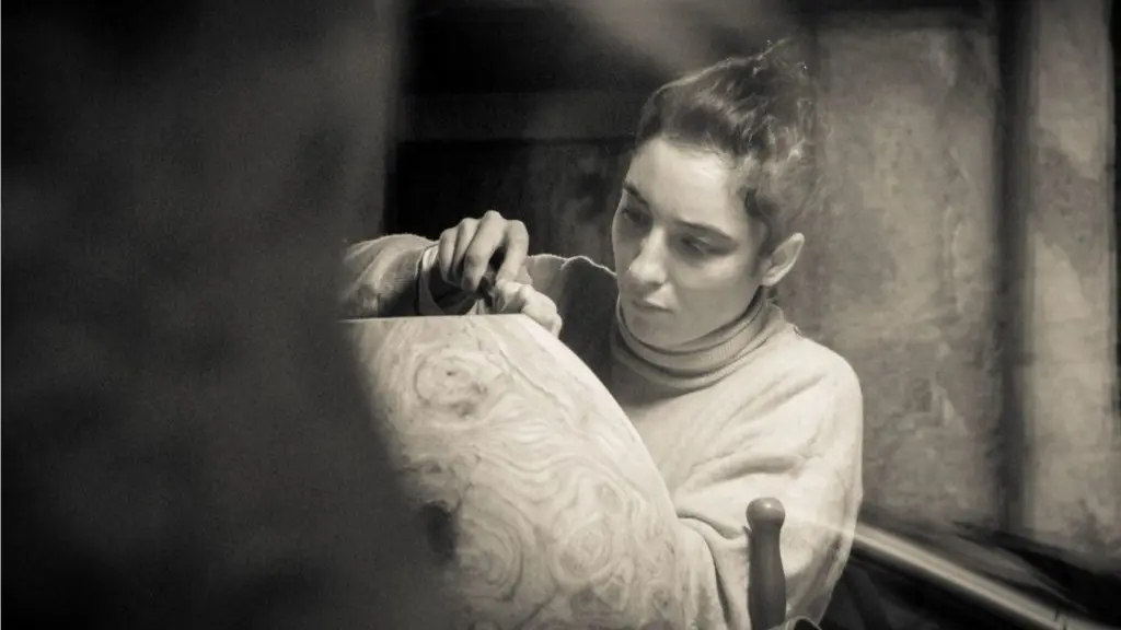 helene_portrait-1024x633