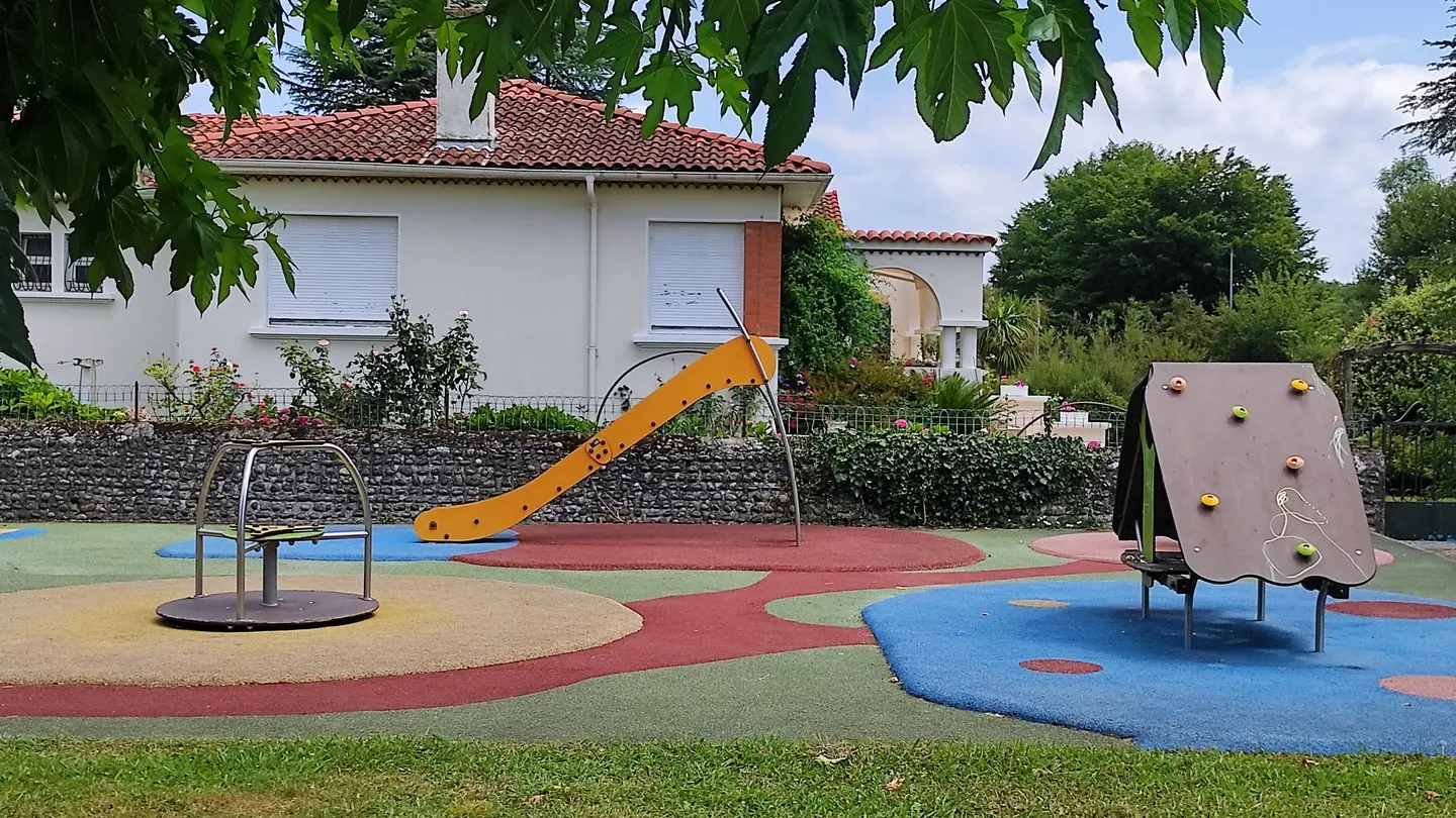 Aire de jeux Artiguelouve