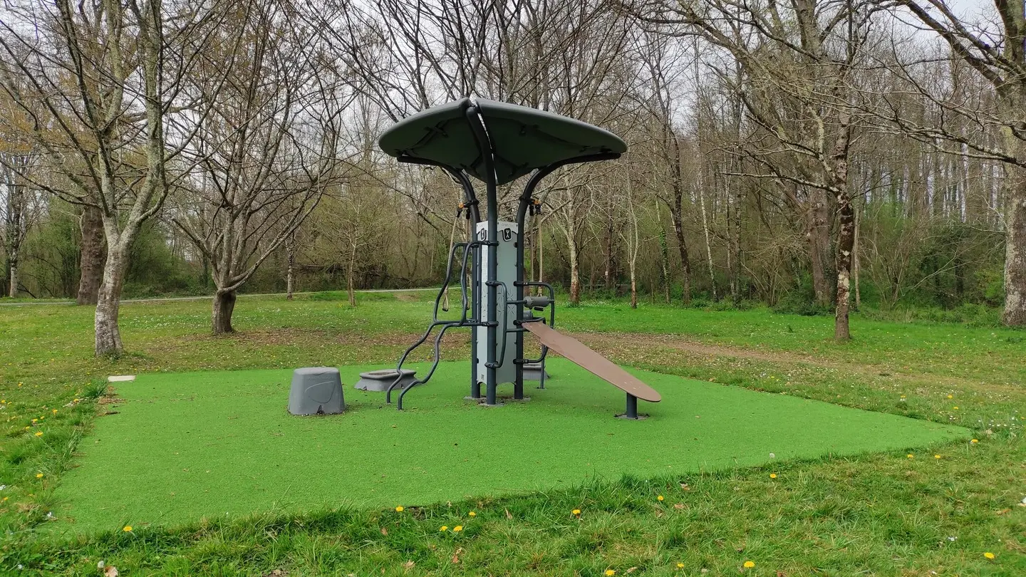 Aire de jeux lac des Carolins - Lescar - jeux 2