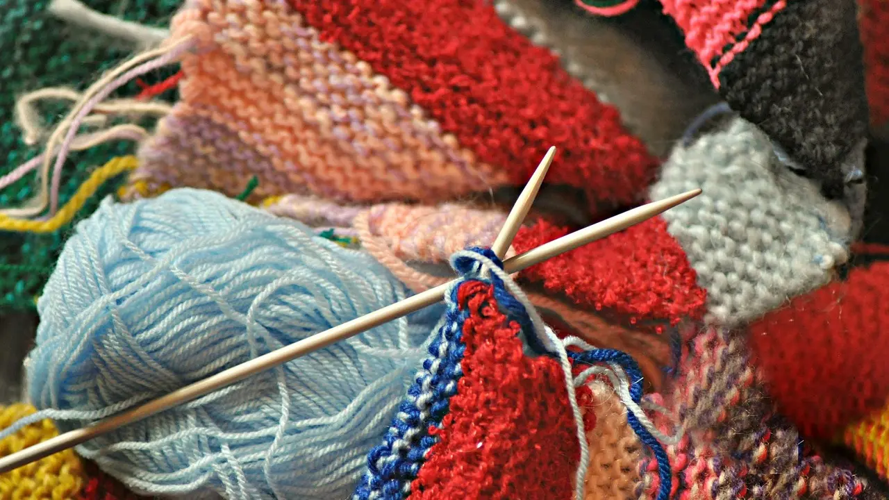 knitting-1430153_1280