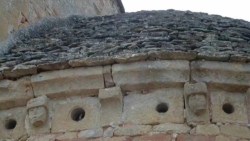 lolme-detail-eglise