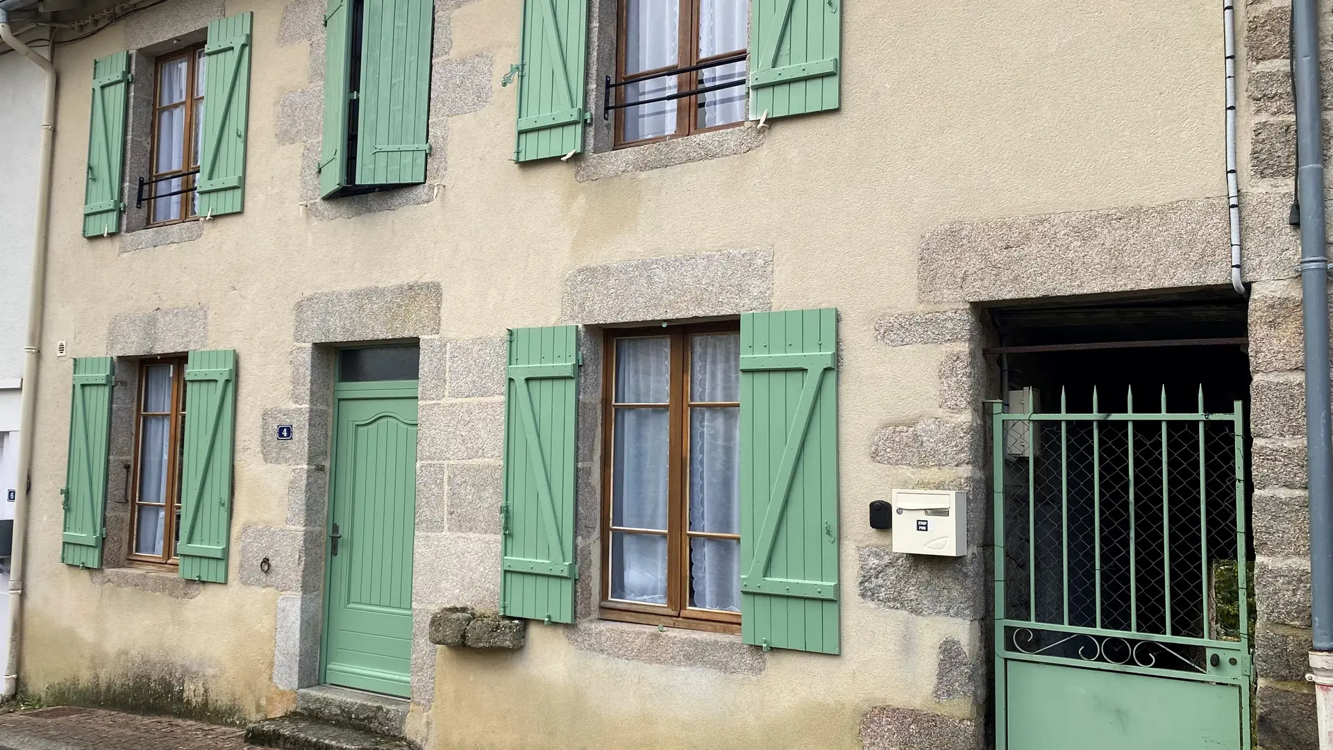 Maison Mayeras