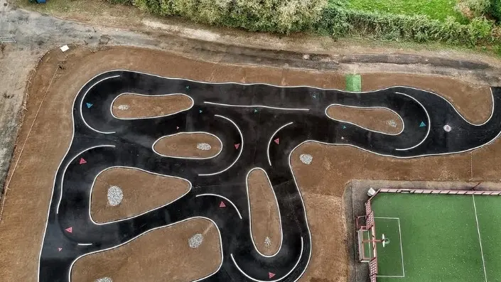 o_1j625636821v1d5r1cutkcs7acn