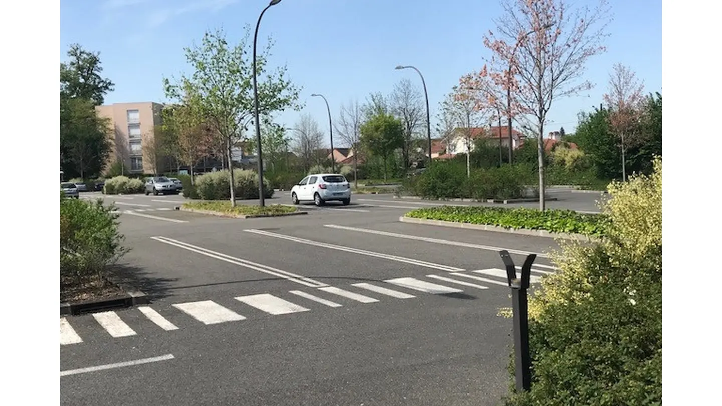 parking relais catherine de Bourbon 1 - stationnement