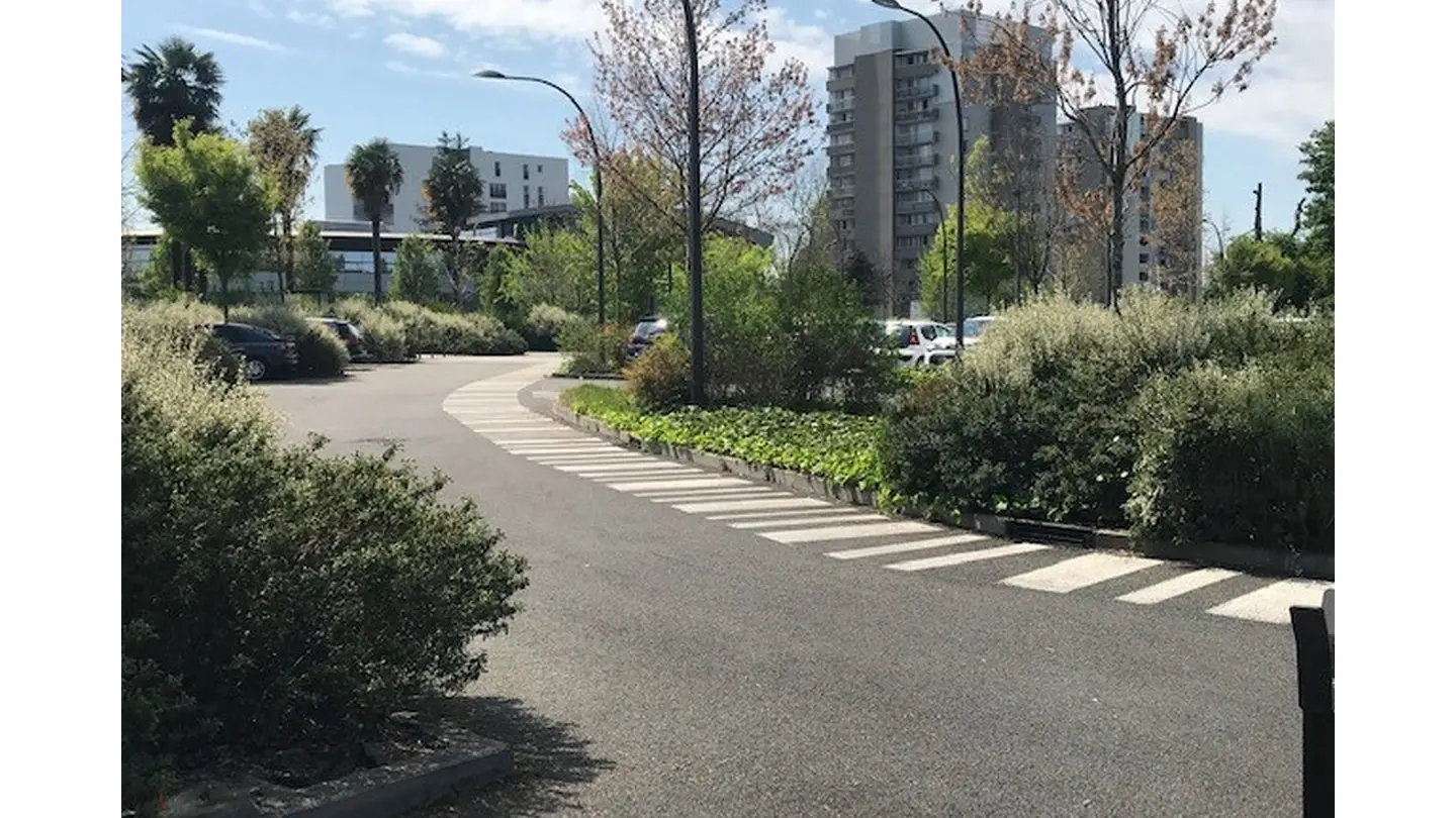 parking relais catherine de Bourbon 1 - places