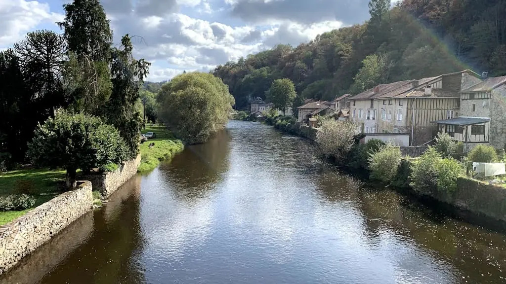 pêche à la truite et l'ombre commun en Limousin à Saint Léonard de Noblat