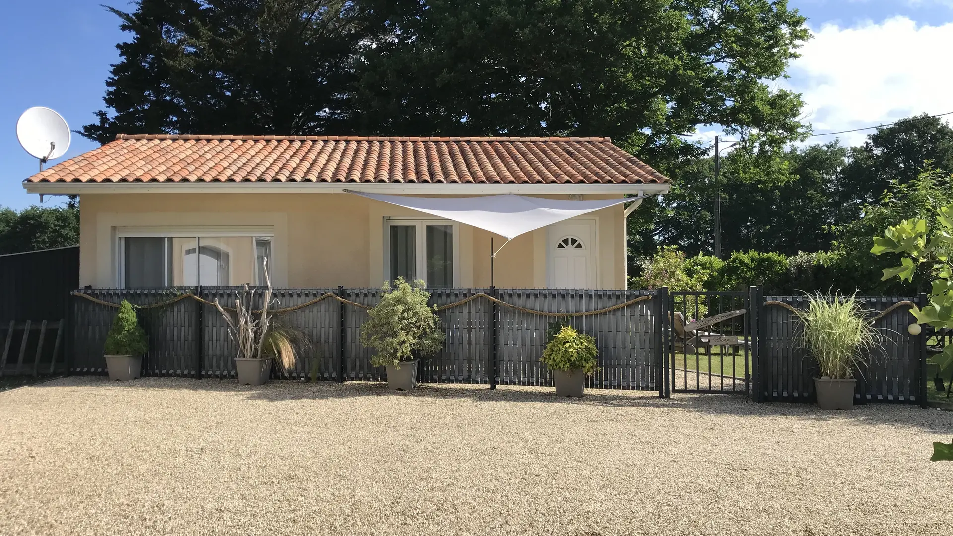 photo 1-façade (002)