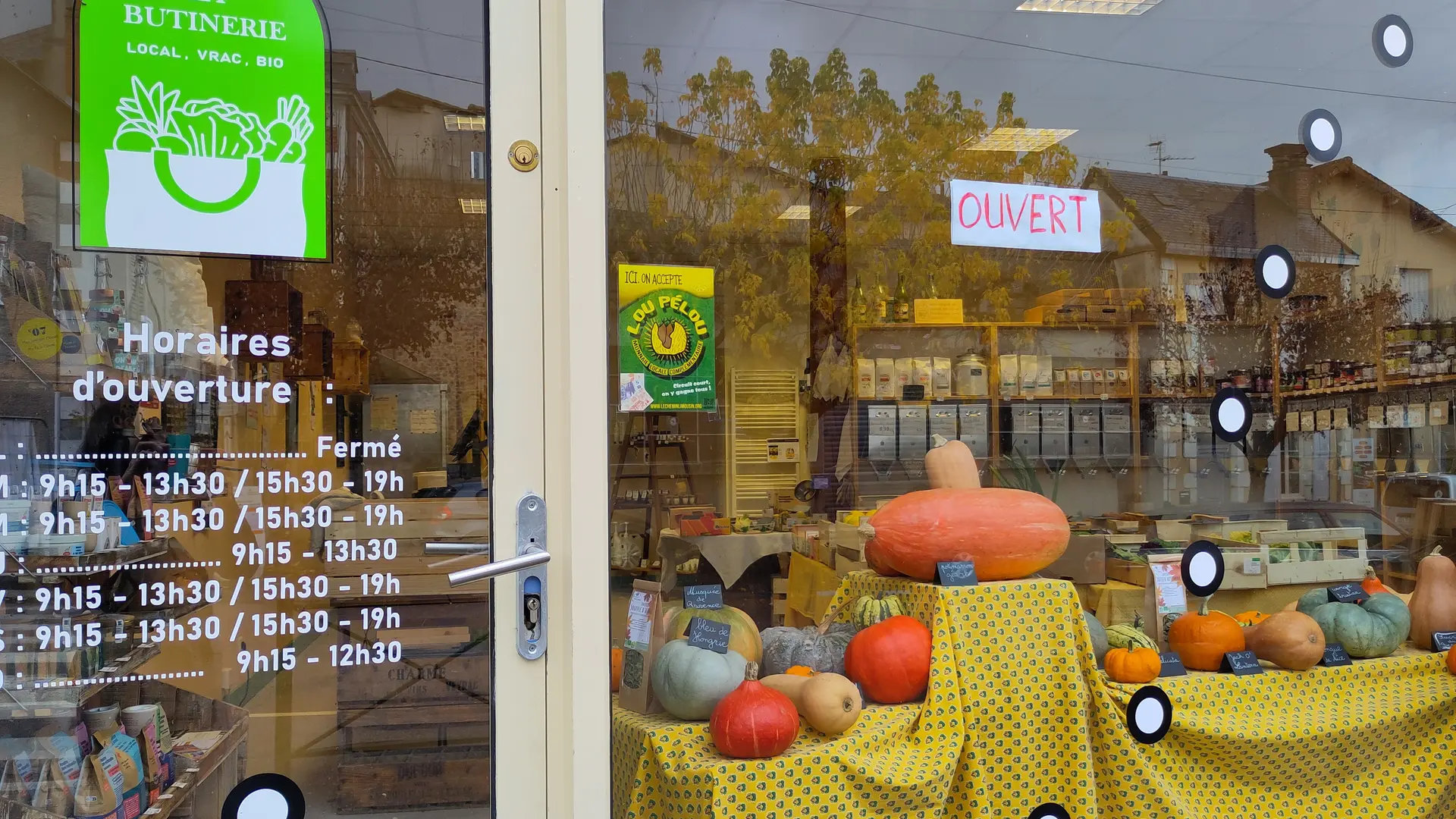 Vitrine automne - Epicerie La Butinerie, Saint-Junien