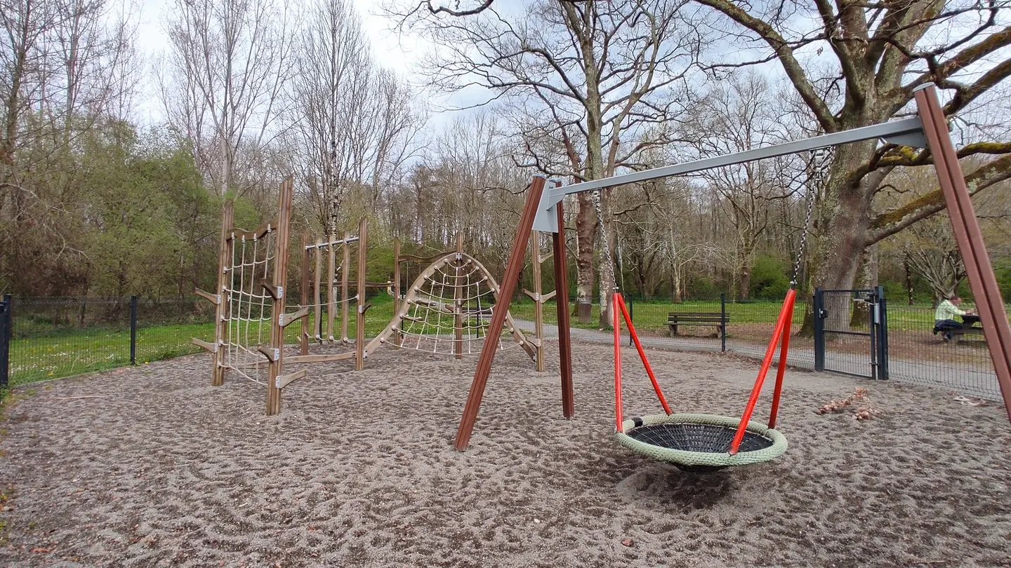 Aire de jeux lac des Carolins - Lescar - jeux 1