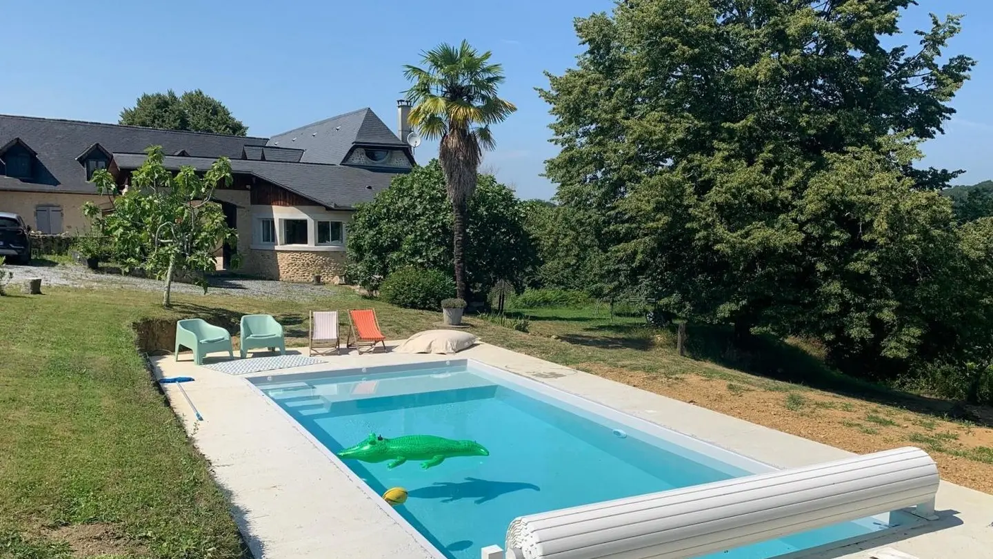 Meublé Causit - Aubertin - piscine