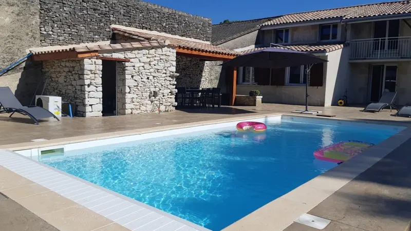 piscine-perret-catelegue