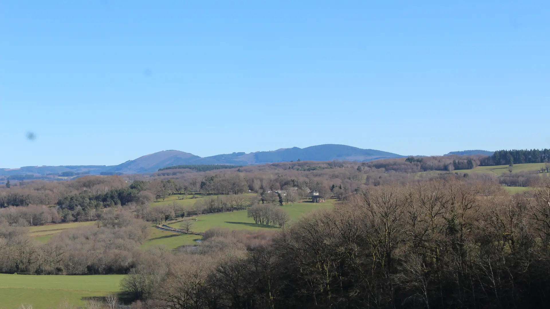 point de vue le Puy des Choux - Eyburie © JL OT TDC (2)