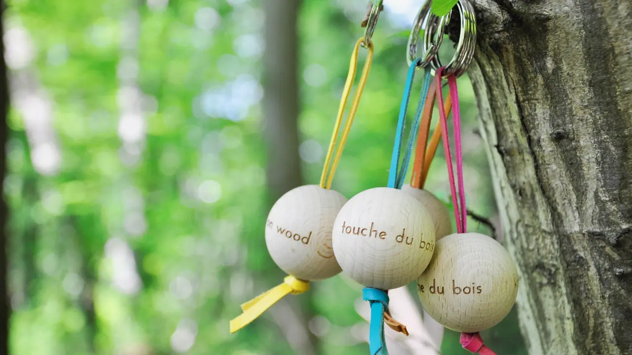 porte cles chance cuir et bois mazzarino