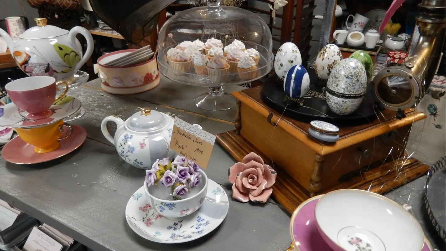 Porcelaine à croquer - Pau - A table