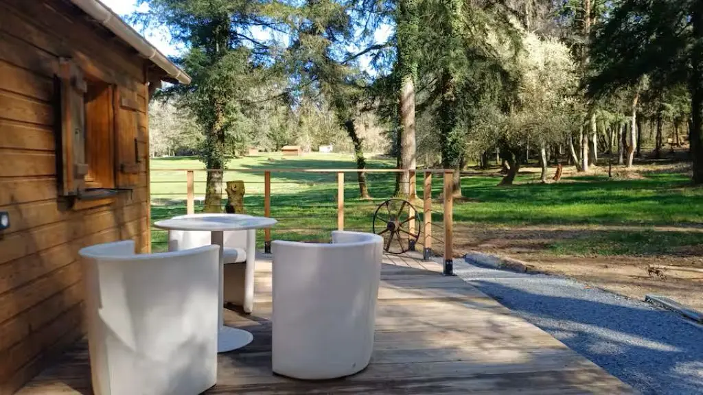 roulottes des hetres vauguenige (3)