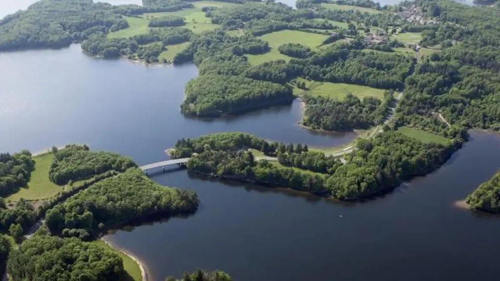 saint-pardoux-vue-aerienne-640x640