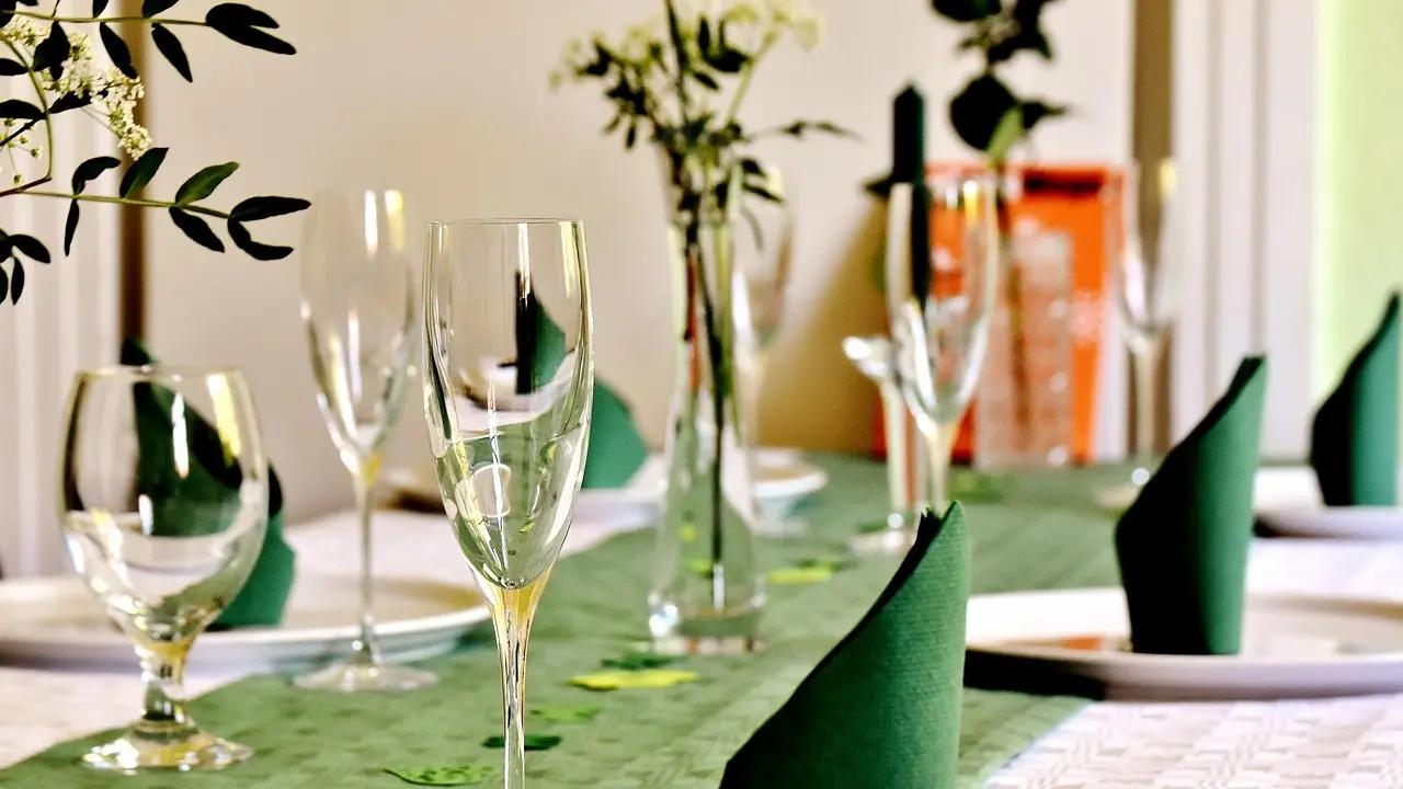 set-table