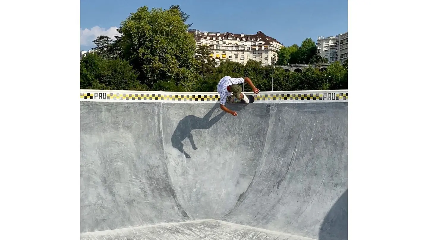 skatepark-pau-vue bowl