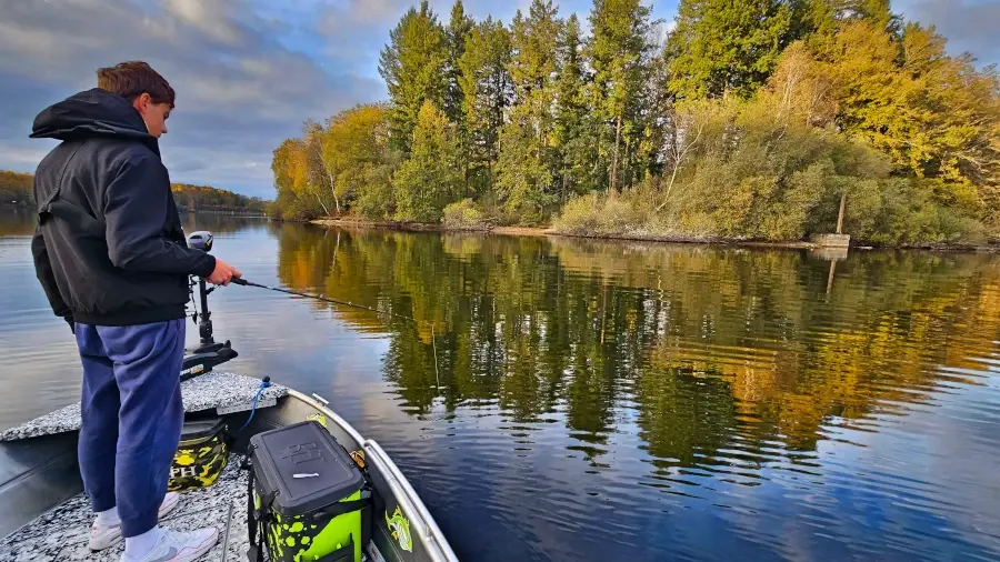 stage-de-peche-en-bateau saint pardoux