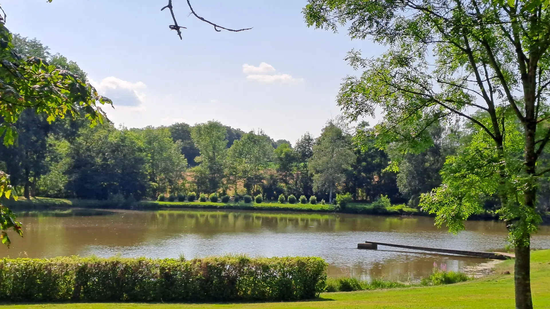 Gîte des étangs de Beaulieu - Domaine familial / étang