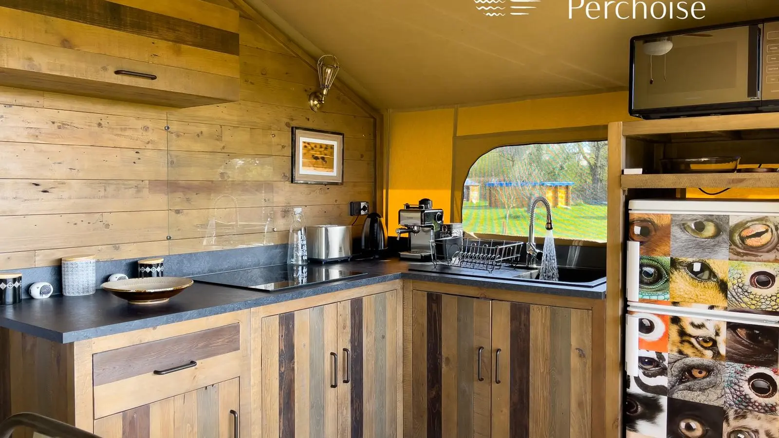 6 cuisine entiérement équipée