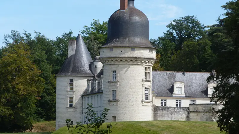 (3)chateau-du-gue-pean-monthou-sur-cher©CDT41-cbeulle2012