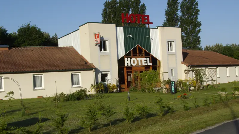 sologne-tourisme-hotel-gièvres-le grand chêne