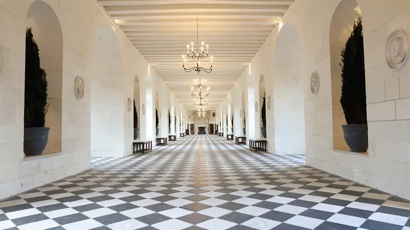 Château de Chenonceau - La grande galerie au-dessus du Cher.