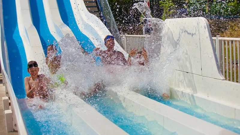 Toboggan-aquatique-grande-tortue