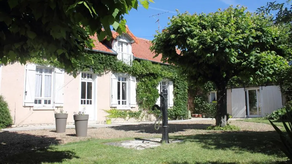 maison cote entree