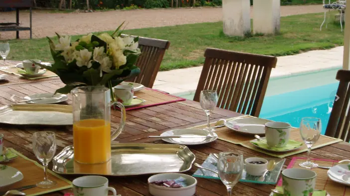 terrasse-petit dejeuner