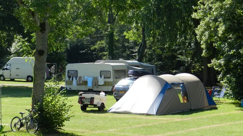 Emplacements - Camping Au Coeur de Vendôme