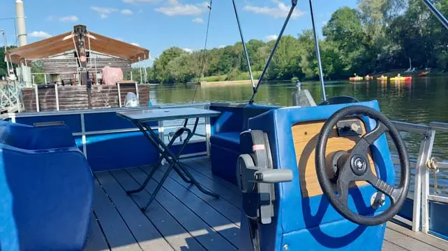 Bateau électrique