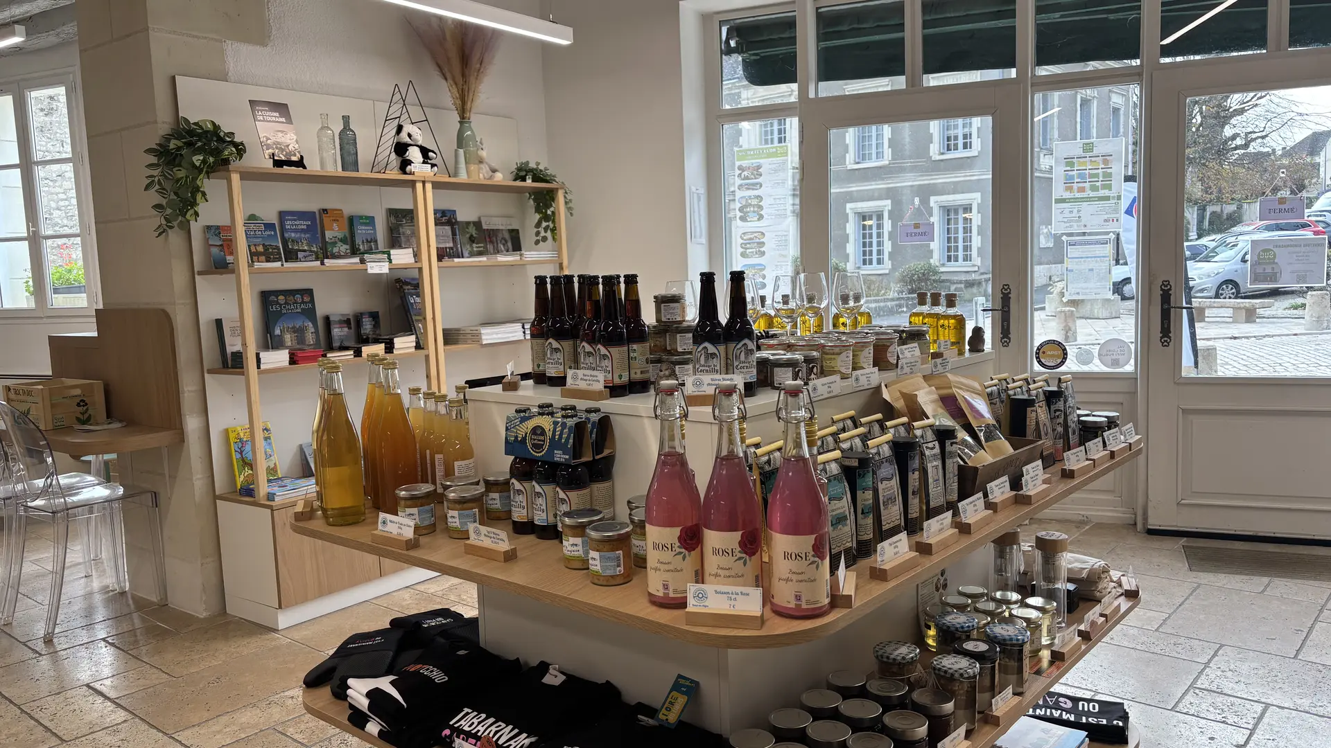 Boutique à la Maison du Tourisme de Saint-Aignan