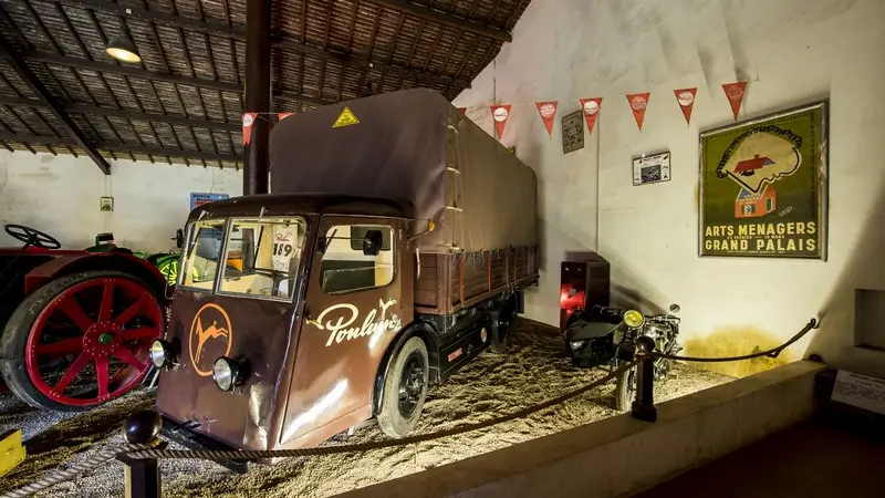 Camion Electrique Sovel - Entreprise Poulain - Musée Maurice Dufresne