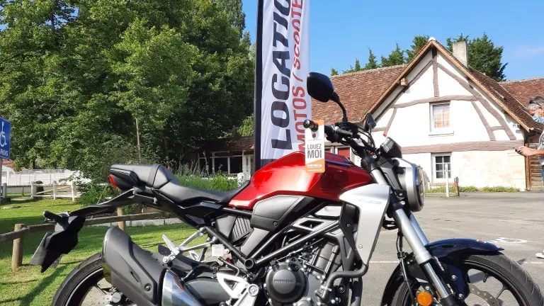 Camping Sites et Paysages les Saules-Cheverny-location de moto