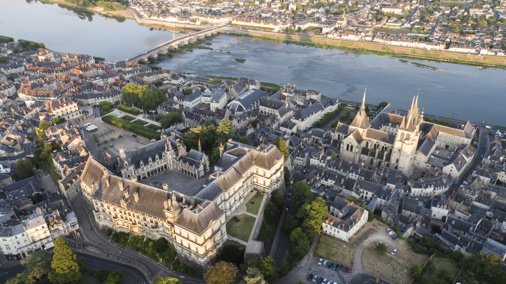 Chateau-royal-de-Blois--c--Gillard-et-Vincent-2