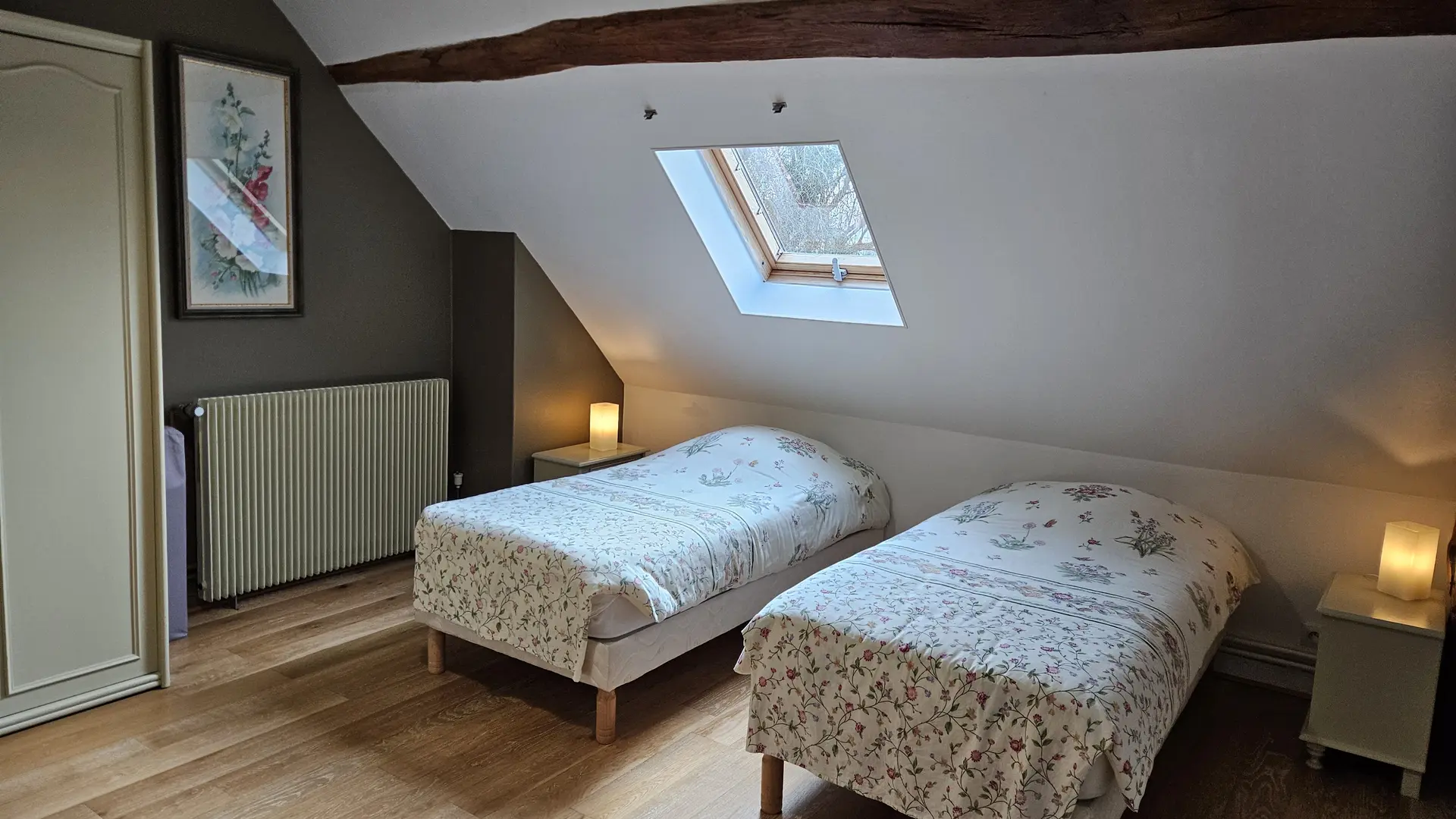 Chambre Rose trémière - 2 lits 90 cm